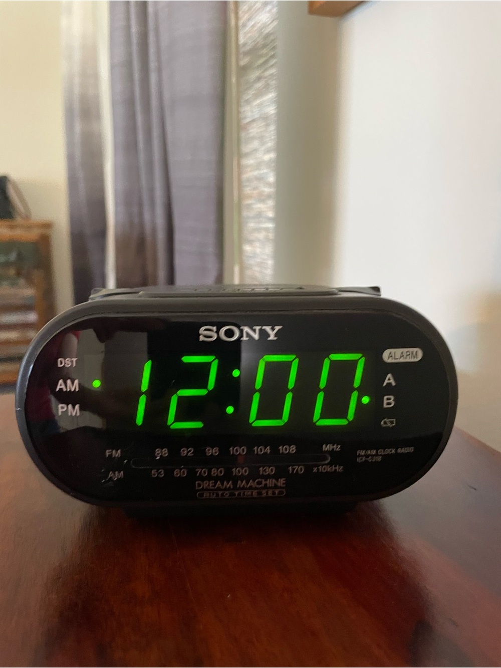 Sony Dream Machine FM/AM Clock Radio Dual Alarm - Black